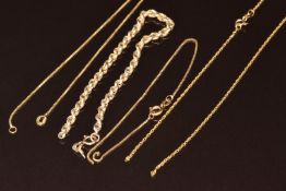 A group of 9ct gold chains (damaged), 6.1g