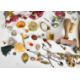 A collection of jewellery including diamanté necklace, paste brooch, agate cabochon, mizpah - Image 2 of 9