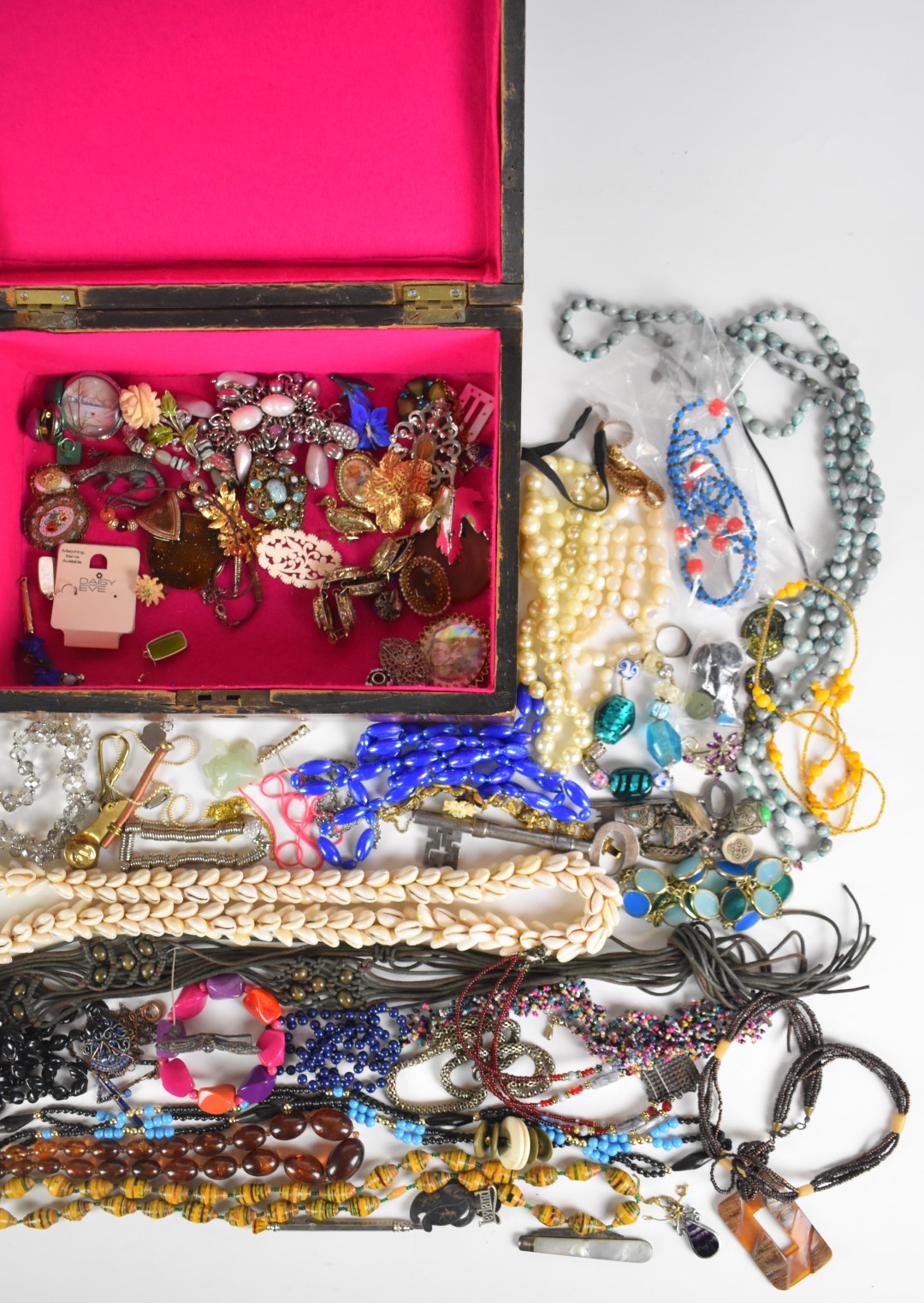 A collection of jewellery including beaded necklaces, filigree brooch, silver backed brush, Siam - Image 3 of 3
