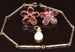 A pair of Victorian earrings set with foiled garnets in a floral cluster (4g, 16.5mm), 9ct gold bi-