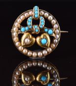 Edwardian 9ct gold brooch the form of two hearts set with split pearls and turquoise, in original