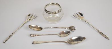 Hallmarked and other silver items comprising Bath souvenir spoon, Georgian teaspoon and a millennium