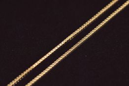 A 9ct gold chain made up of box links, 2.5g, 44cm