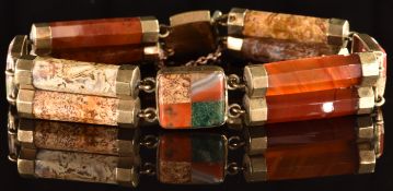 Victorian specimen agate bracelet with yellow metal fittings, 25g