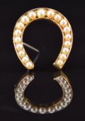 Victorian / Edwardian 15ct gold horseshoe brooch set with split pearls, 4g, 2.3 x 2.5cm