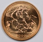 2000 Elizabeth II gold half sovereign, in original box