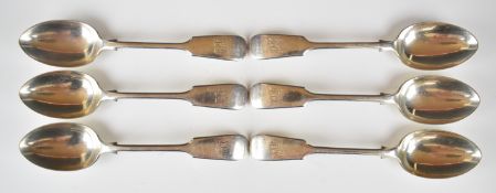 Set of six George V hallmarked silver Fiddle pattern dessert spoons, Sheffield 1913, maker Atkin
