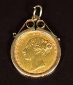 1874 Queen Victoria gold half sovereign in 9ct gold pendant mount, 5.1g