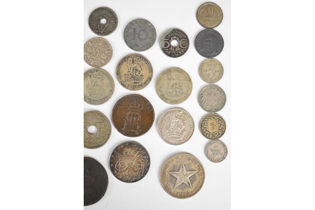Approximately 92g of pre 1947 English silver coinage together with a quantity of 19th and early 20th - Image 5 of 6