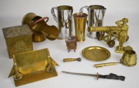 Small collection of trench art / brass ware including coal scuttle from a shell dated 1914 with
