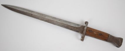British 1888 pattern Lee Metford bayonet with some stamps to ricasso and 30cm double edged blade.