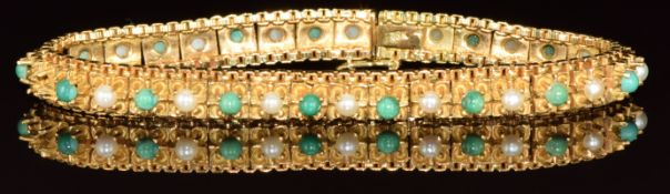 An 18k gold bracelet set with alternating turquoise and pearls in floral settings, 27.4g, 18.5cm