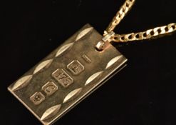 A 9ct gold ingot pendant, on 9ct gold curb link chain, 12g, 59cm
