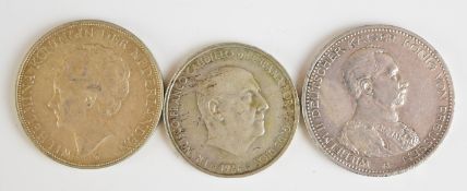 Three Eueopean silver coins comprising 1924 Deutsches Reich funfmark, 1937 Nederlands 2½G and 1966