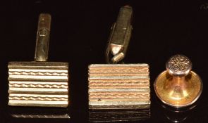 A pair of 9ct gold cufflinks (one damaged) and 9ct gold stud, 21.1g