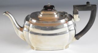 George VI hallmarked silver teapot of bulbous design, Birmingham 1940, maker's mark rubbed, length