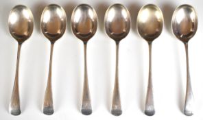 Set of six George V hallmarked silver serving or table spoons, Sheffield 1915, maker Joseph