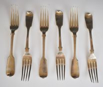 Set of six Victorian hallmarked silver fiddle pattern dessert forks, London 1843, maker William