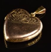 A 9ct gold heart locket, 2.3g
