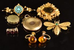 A c1900 15ct gold brooch set with turquoise (3.7g), 9ct gold locket with engine turned decoration (