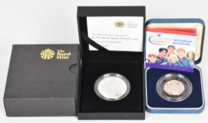 Royal Mint silver proof piedfort £5 coin and a 2007 Scouts 50p example, both cased with certificates