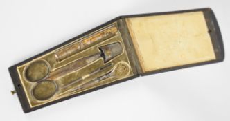 19thC cased Damascene sewing set / necessaire, the tapered wooden case with brass inlay