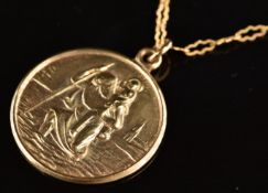 A 9ct gold St Christopher pendant on 9ct gold chain, 5.2g, pendant 2cm, chain 42cm