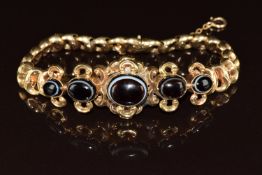 Victorian 9ct gold bracelet set with banded agate cabochons and engraved 'Robert Barnes Obt Feb 10th