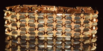 Italian 18ct gold mid-century bracelet by Fabbrica Oreficiera Biffi, 39.6g, 18cm