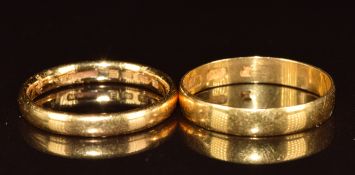 Two 22ct gold wedding rings / bands, 5.5g, sizes P & L