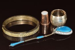A 9ct gold thimble set with agate (2.7g), Russian Fabergé style silver and enamel spoon, silver