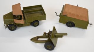 Britains clockwork diecast model Military Beetle Lorry together with trailer and Howitzer gun.