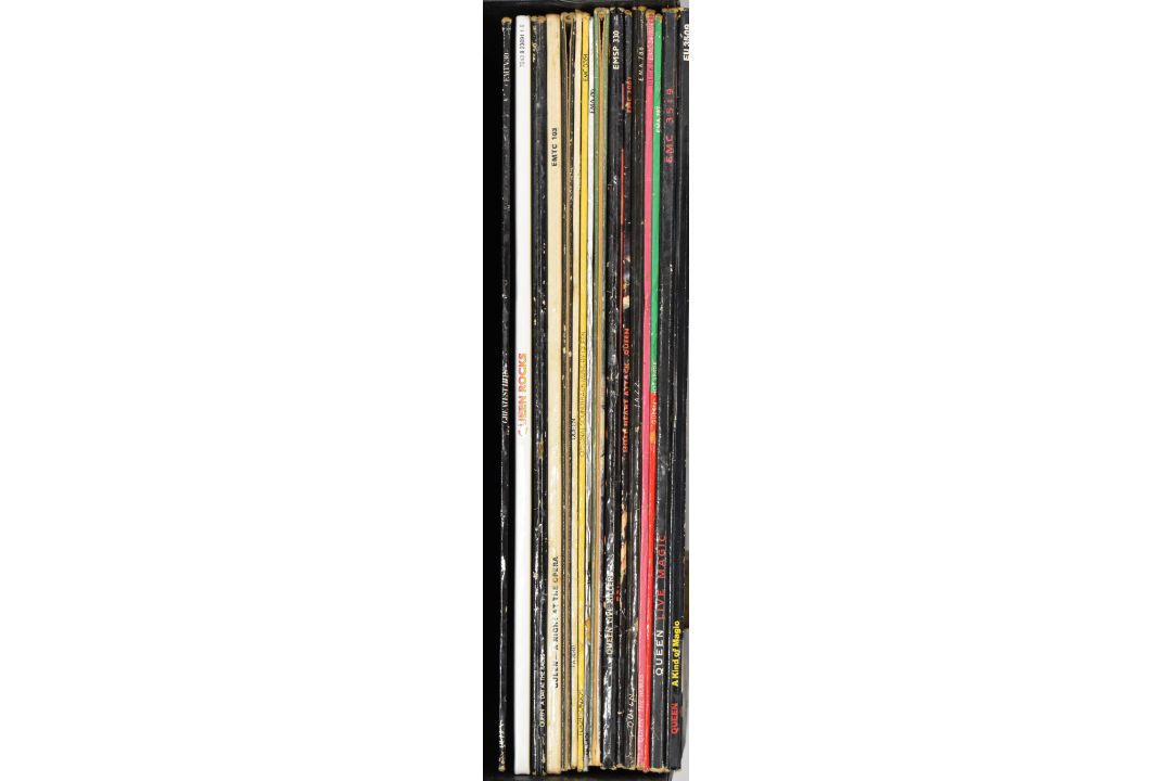Queen - Seventeen LPs including Sheer Heart Attack, Jazz, News Of The World, Live Killers, Live - Image 3 of 3