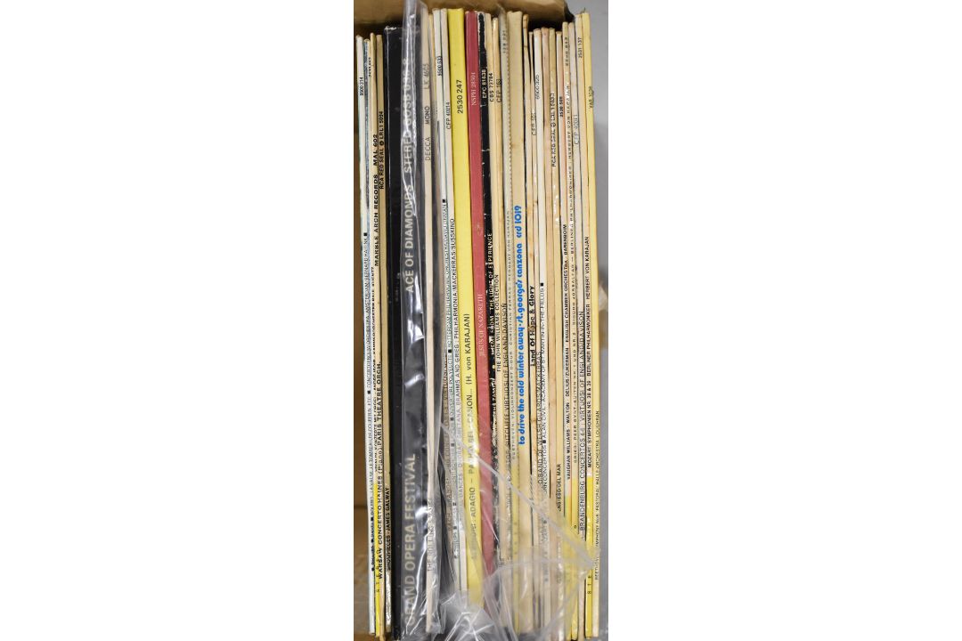 Twenty four Classical LPs on Deutsche Grammophon, RCA, Philips etc, together with a box set - Image 3 of 3