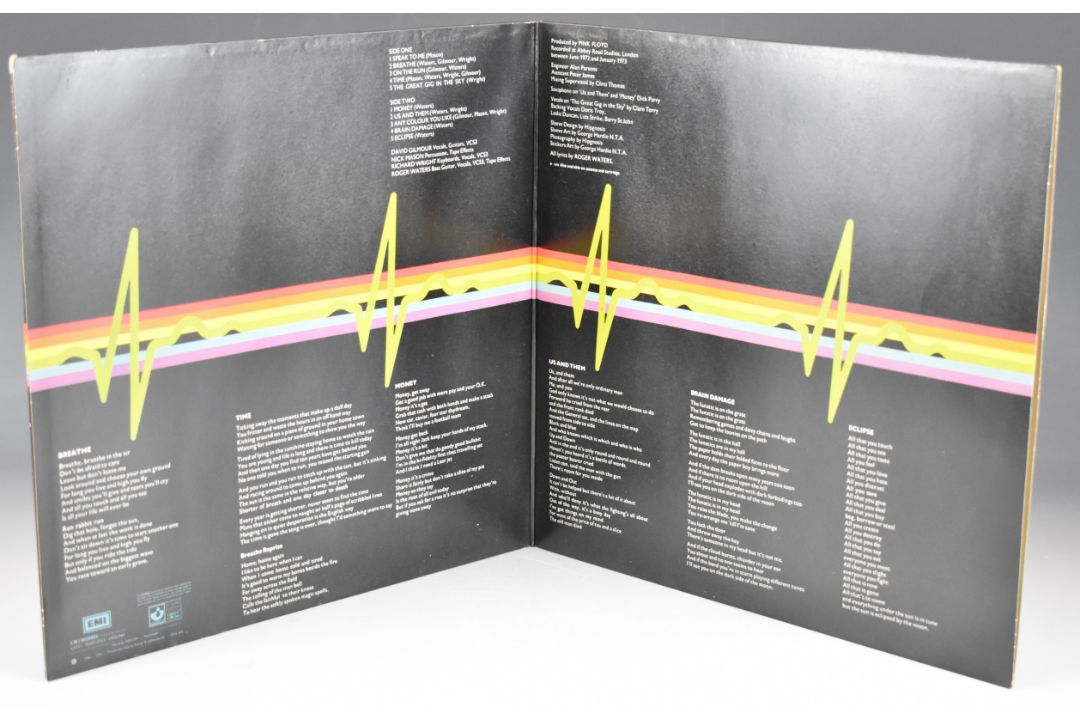 Pink Floyd - Dark Side of the Moon LP, vinyl and cover appear VG+ - Image 2 of 3