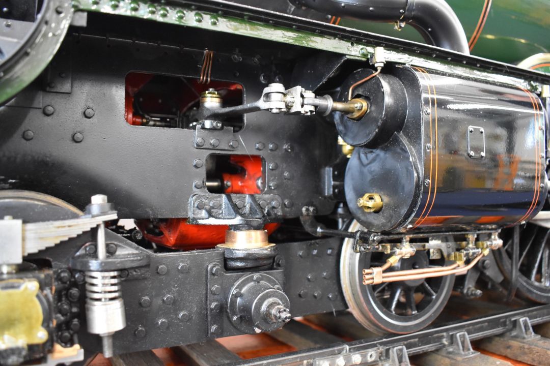 Exhibition standard 7¼ inch gauge 1.5 inch to the foot live steam 4-6-0 British Railways, ex GWR - Image 16 of 68