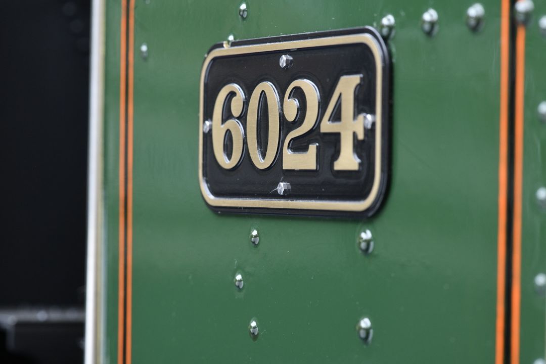 Exhibition standard 7¼ inch gauge 1.5 inch to the foot live steam 4-6-0 British Railways, ex GWR - Image 65 of 68