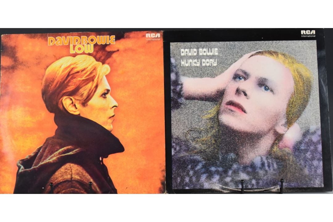 David Bowie - Two LPs comprising Low and Hunky Dory, both records appear Ex+ - Image 1 of 4
