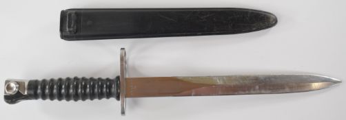 Swiss 1957 pattern bayonet with W346131 to ricasso, 24cm double edged blade and scabbard PLEASE