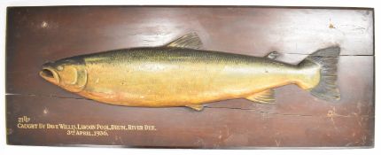 Taxidermy / salmon fishing interest carved wooden salmon on elm board with gilt script '21lbs caught