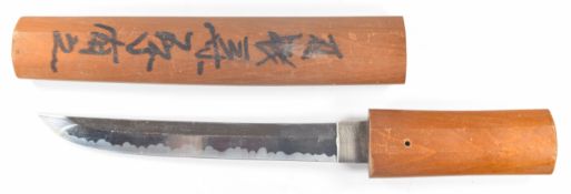 Japanese tanto Samurai dagger with 20cm blade and wooden handle and scabbard decorated with Japanese