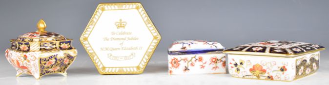 Royal Crown Derby trinket boxes in 2451 and 1933 Imari patterns and a limited edition 3/500 'Old