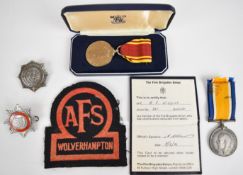 Wiggins family medals including WW1 War Medal named to 31191 Pte E J Wiggins, Gloucestershire