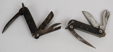 Two clasp knives, one marked with broad arrow mark 1942, Venture, H M Slater, longest blade 6.5cm