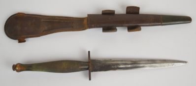 Fairbairn Sykes second pattern fighting knife with broad arrow mark to crosspiece, 16.5cm double