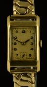 Unnamed 14ct gold gentleman's wristwatch with subsidiary seconds dial, blued hands, Arabic numerals,
