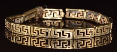 A 9ct gold Greek key bracelet (damaged), 9g