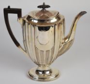 Victorian or early 20th century hallmarked silver coffee pot with reeded decoration, Sheffield,