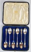 Mappin Brothers cased set of Victorian hallmarked silver teaspoons, London 1893, maker William