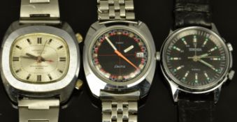 Three vintage gentleman's wristwatches Timex Electric with date aperture and racing dial, Memocall